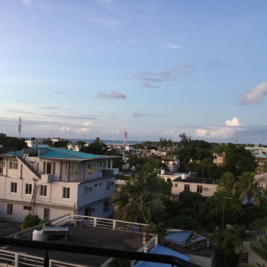 Grand Bay Heights Apartments ภายนอก รูปภาพ